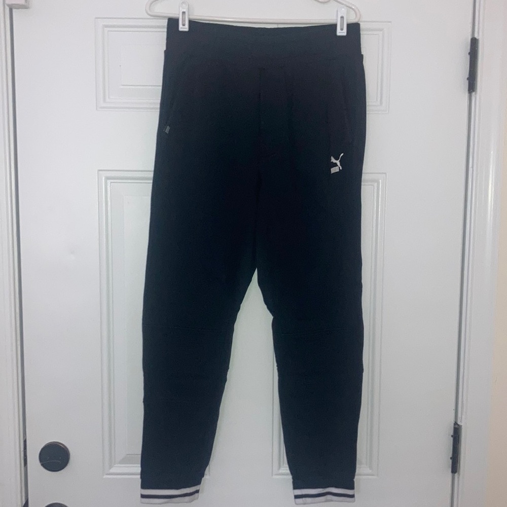 𝅺PUMA MMQ joggers